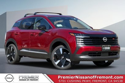 New 2026 Nissan Kicks SR w/ Cold Weather Package