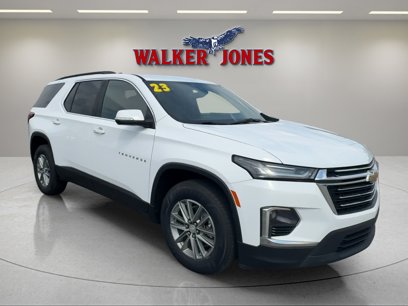Used 2023 Chevrolet Traverse LT
