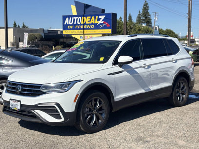 Used 2022 Volkswagen Tiguan SE