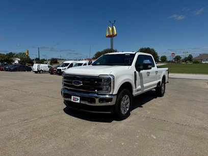 New 2025 Ford F250 4x4 Crew Cab Super Duty