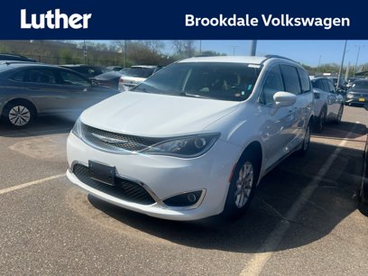 Used 2020 Chrysler Pacifica Touring-L