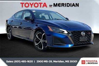 Used 2023 Nissan Altima 2.5 SR