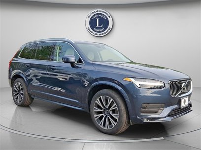 Used 2022 Volvo XC90 T5 Momentum w/ Climate Package