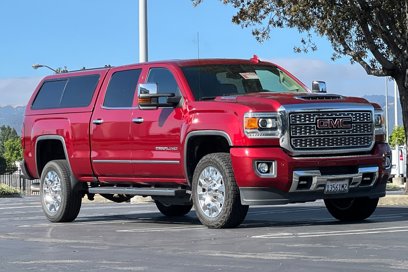 Used 2018 GMC Sierra 2500 Denali w/ Duramax Plus Package