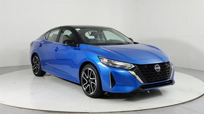 New 2025 Nissan Sentra SR w/ SR Premium Package