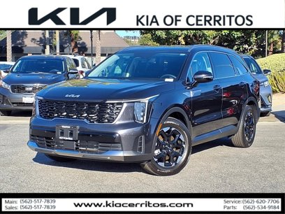 Used 2025 Kia Sorento S