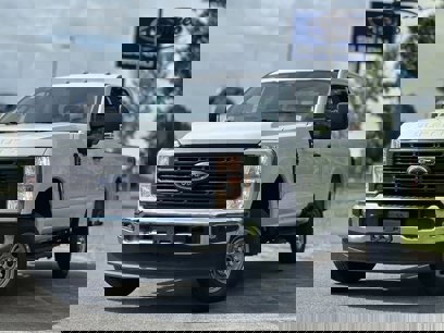 New 2025 Ford F250 XLT w/ 360-Degree Camera Package