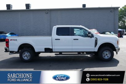 New 2025 Ford F250 Lariat w/ FX4 Off-Road Package