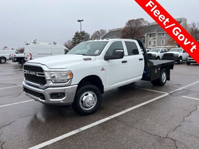 New 2024 RAM 3500 Tradesman w/ Chrome Appearance Group