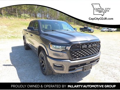 New 2025 RAM 1500 4x4 Crew Cab