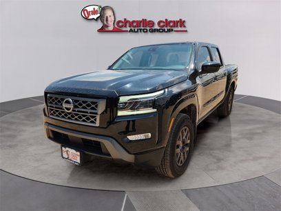 Used 2024 Nissan Frontier SL w/ Technology Package