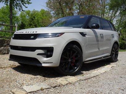 New 2025 Land Rover Range Rover Sport Dynamic SE