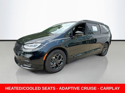 Used 2021 Chrysler Pacifica Limited w/ S Appearance Package