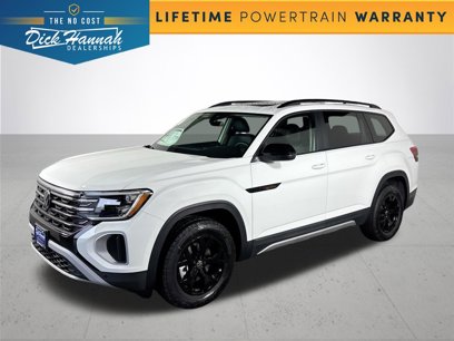 New 2025 Volkswagen Atlas Peak Edition SE