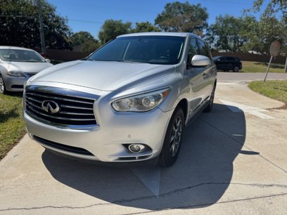 Used 2013 INFINITI JX35 AWD w/ Premium Pkg