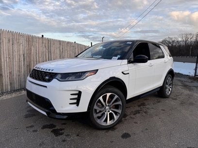 New 2025 Land Rover Discovery Sport Dynamic SE