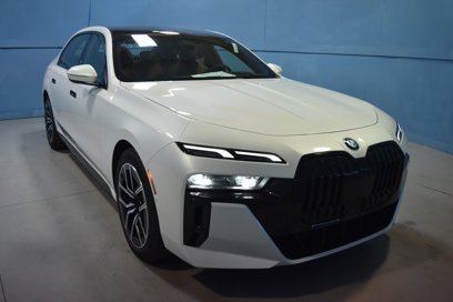 New 2024 BMW 740i xDrive