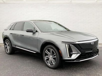 New 2024 Cadillac Lyriq Luxury w/ LPO, Floor Liner Package