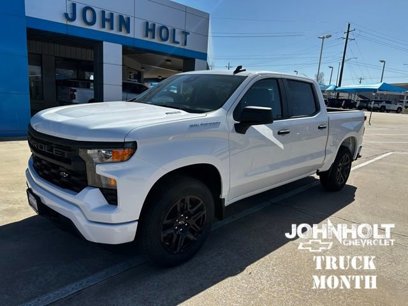 New 2025 Chevrolet Silverado 1500 Custom w/ LPO, Dark Essentials Package