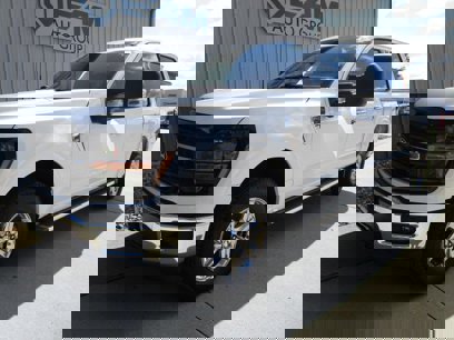 New 2025 Ford F150 XLT w/ Equipment Group 302A MID