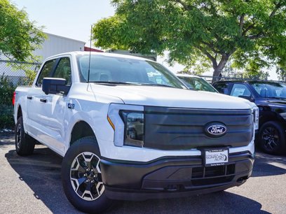 New 2024 Ford F150 Lightning Pro w/ Tow Technology Package