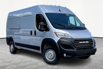 New 2024 RAM ProMaster 2500 w/ Premium Convenience Group