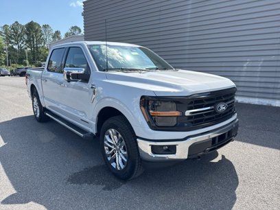 New 2025 Ford F150 XLT w/ Equipment Group 302A MID