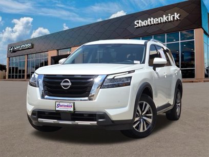 Used 2023 Nissan Pathfinder SL