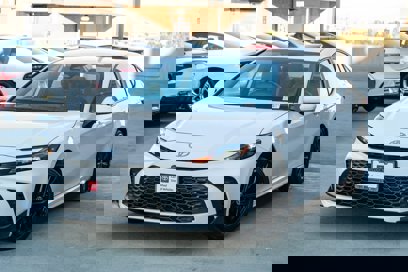 Used 2025 Toyota Camry SE