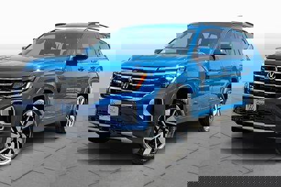 New 2025 Volkswagen Atlas SE