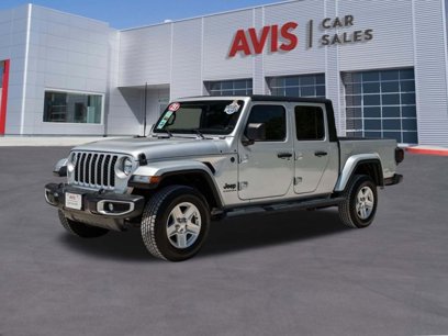 Used 2023 Jeep Gladiator Sport