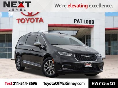 Used 2022 Chrysler Pacifica Pinnacle