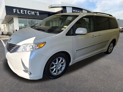Used 2015 Toyota Sienna XLE