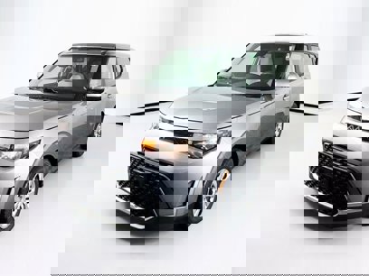 New 2025 Kia Soul LX