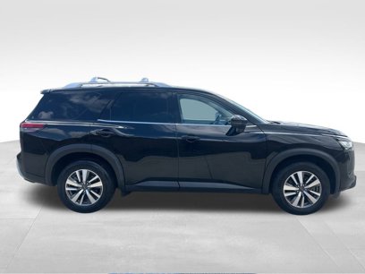 Used 2023 Nissan Pathfinder SL