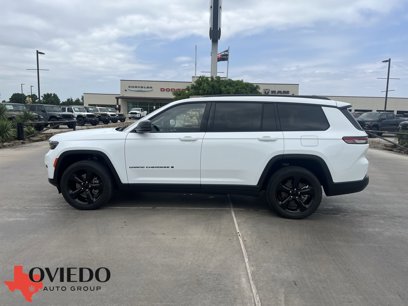 Used 2023 Jeep Grand Cherokee L Laredo
