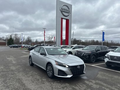 Used 2024 Nissan Altima 2.5 SV
