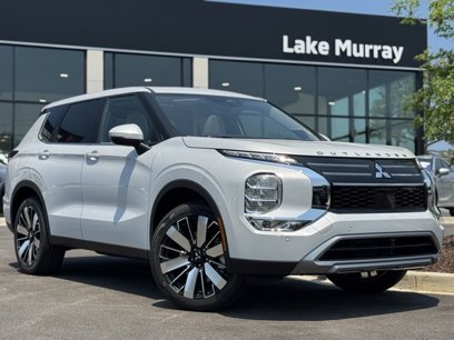 New 2025 Mitsubishi Outlander SE