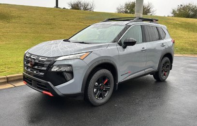 New 2025 Nissan Rogue SV