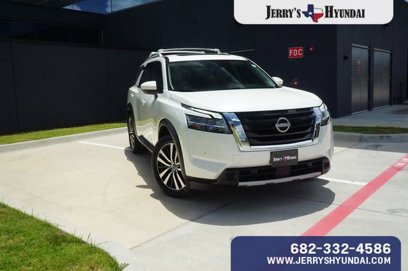 Used 2023 Nissan Pathfinder Platinum