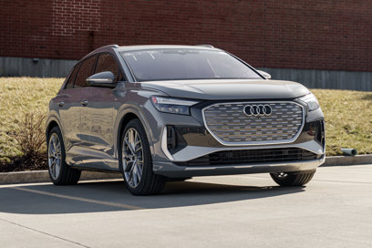 New 2025 Audi Q4 e-tron Premium Plus
