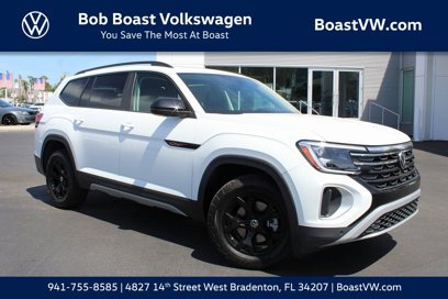 New 2025 Volkswagen Atlas Peak Edition SE
