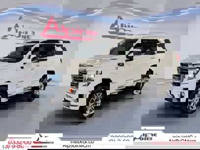 Used 2023 GMC Yukon SLT