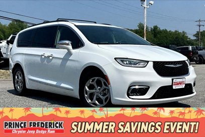Used 2022 Chrysler Pacifica Limited