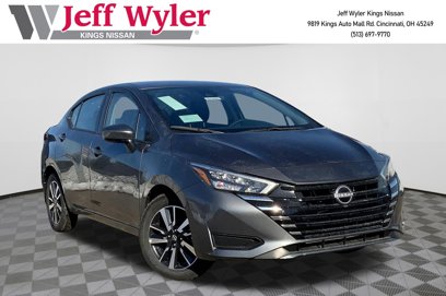 New 2025 Nissan Versa SV w/ Trunk Package