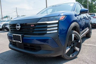 New 2025 Nissan Kicks SR