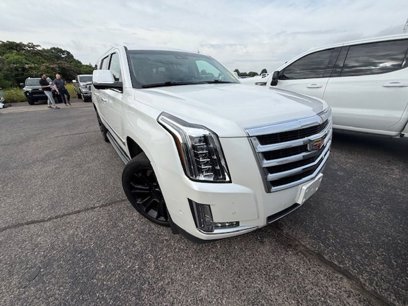 Used 2018 Cadillac Escalade ESV Luxury