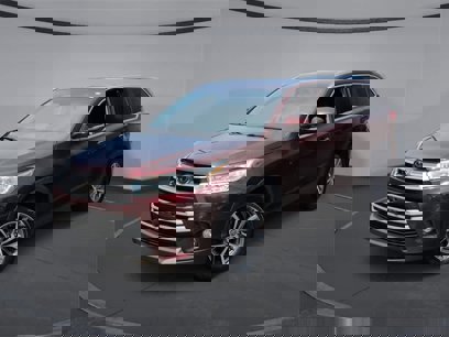 Used 2019 Toyota Highlander XLE