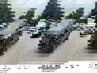 New 2025 Volvo XC90 B6 Plus w/ Protection Package Premier