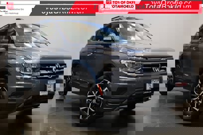 Used 2021 Volkswagen Tiguan SE w/ Panoramic Sunroof Package